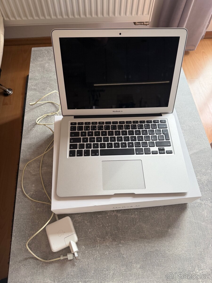 Macbook Air 13” - 4