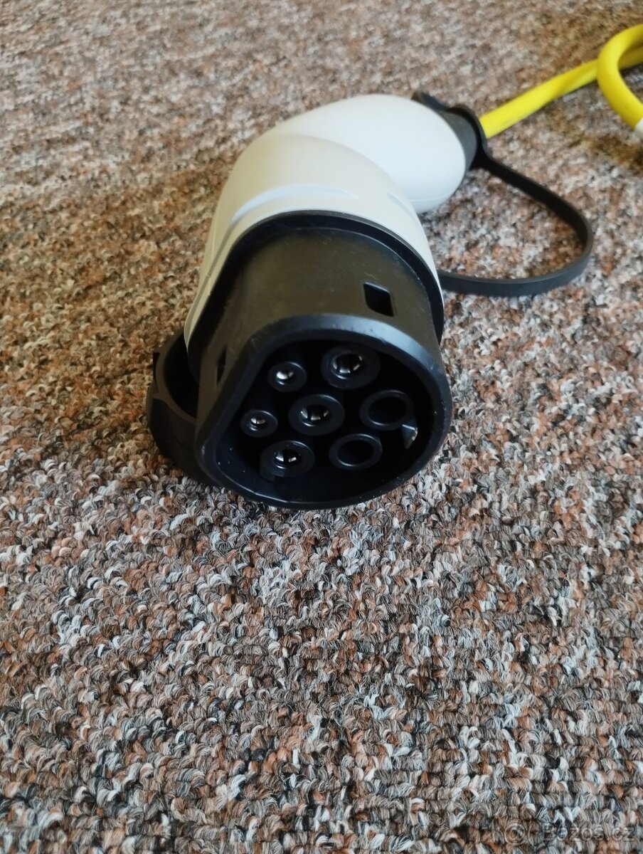 Prodám nabíjecí kabel set ŠKODA mode 2 originál