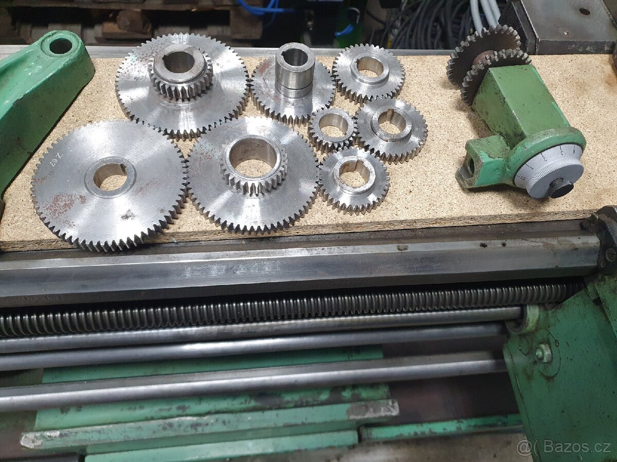 Soustruh SN 321 - 4