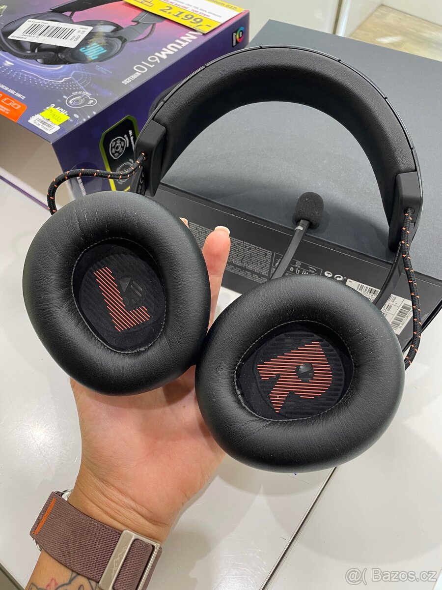 Herní sluchátka JBL Quantum 610 - 4