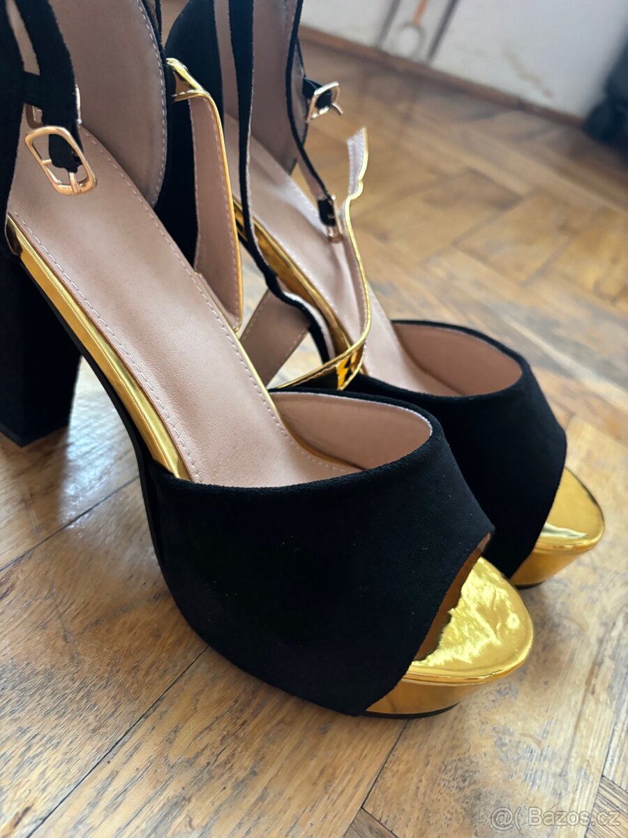 Nove boty - 4