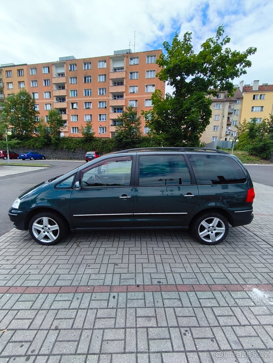 VW Sharan 2.0 TDI 7míst - 4
