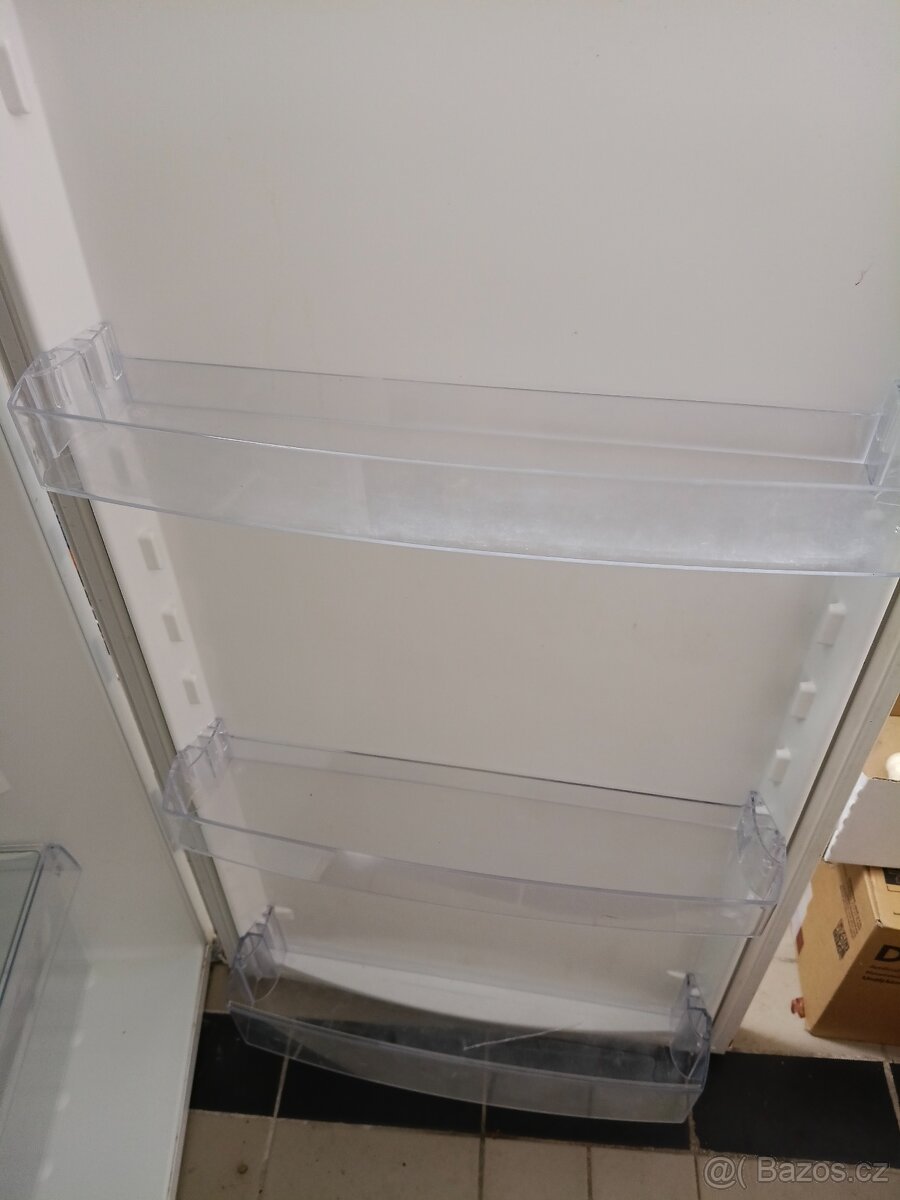 Lednice Zanussi bez mrazáku - 4
