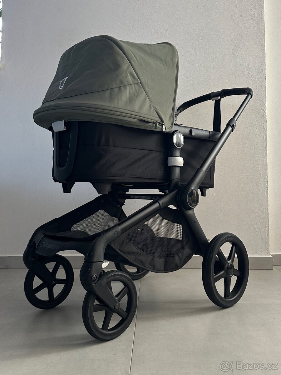 Kočárek Bugaboo Fox 5 Black & Forest green - 4