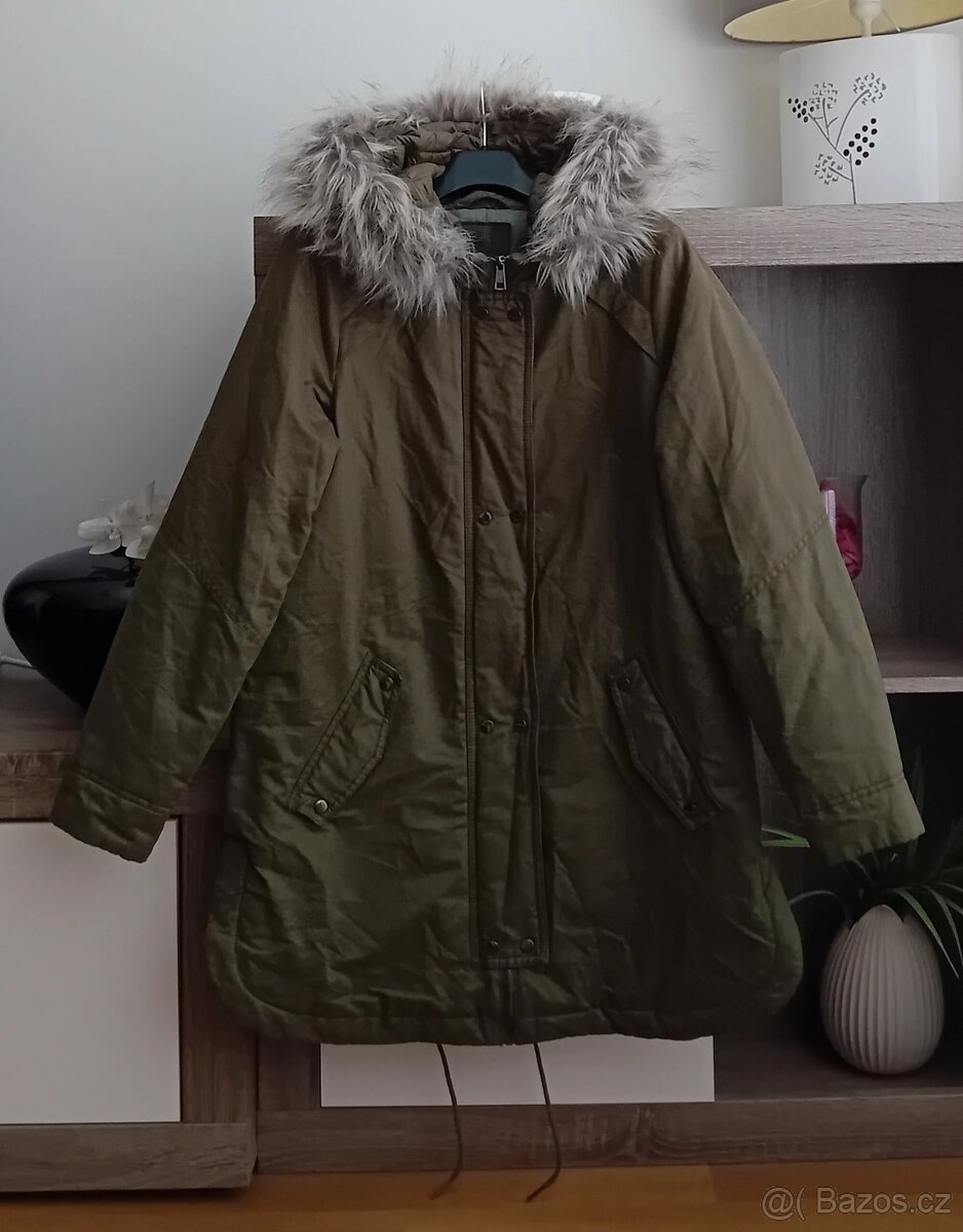 F&F dámská zimní bunda parka vel. M/L - 4