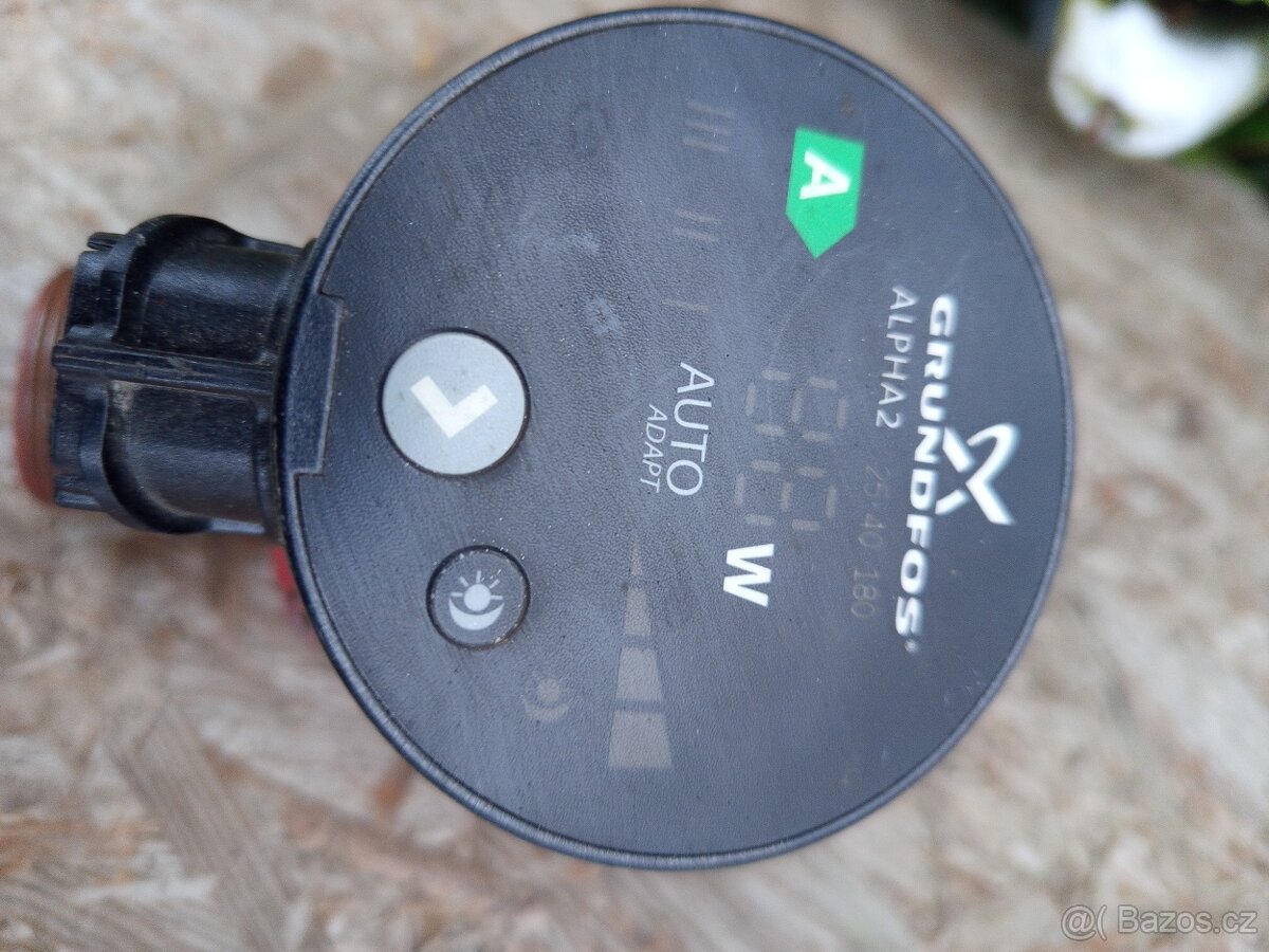 Prodám oběhové čerpadlo Grundfos - 4