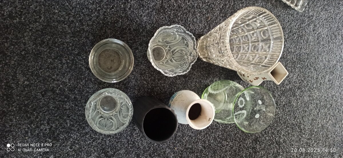 Vazy, mísy, popelniky různé stáří - 4