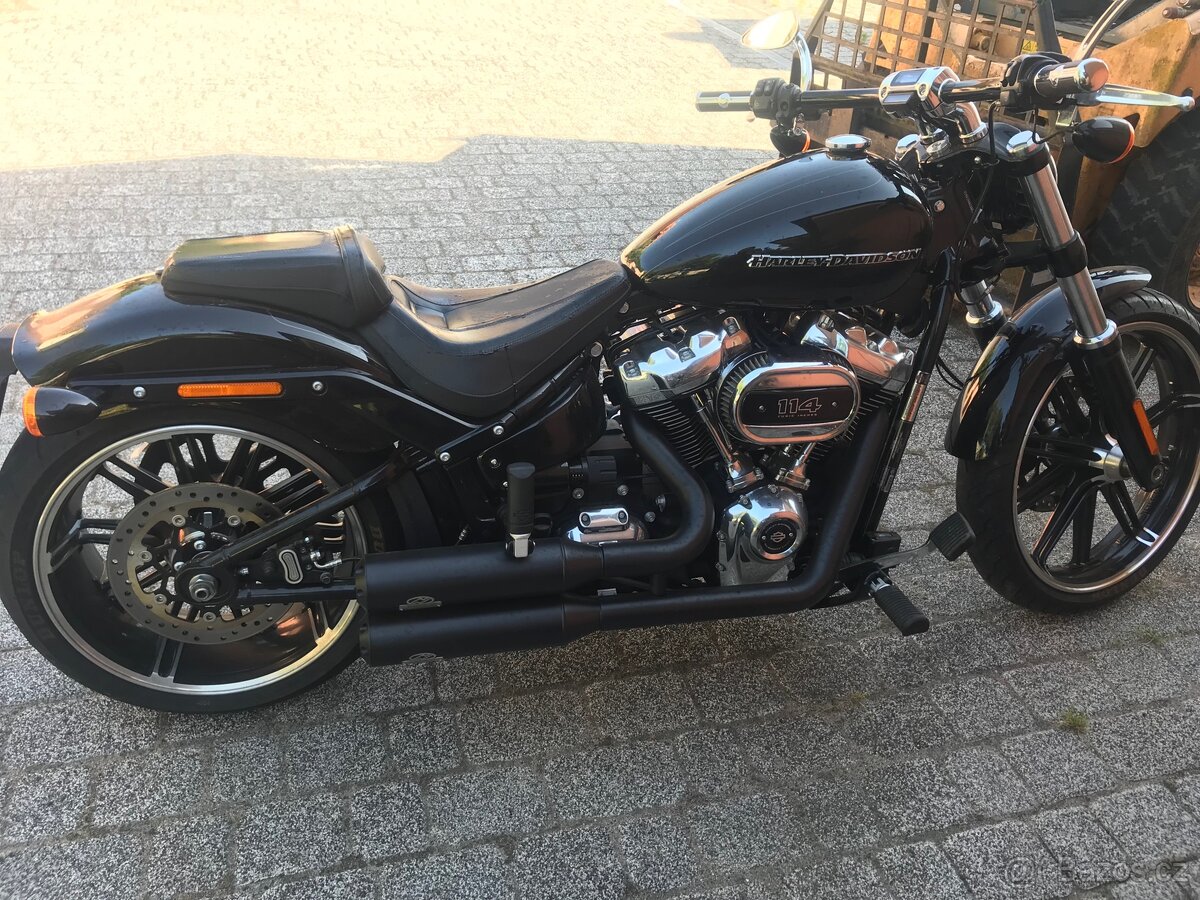 Harley Davidson Breakout 114 - 4