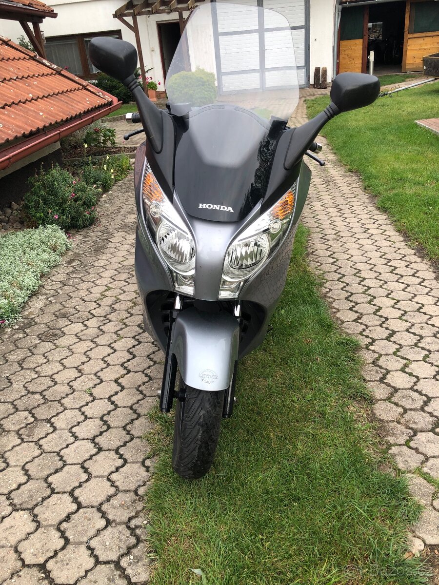 Honda S-wing 125 - 4