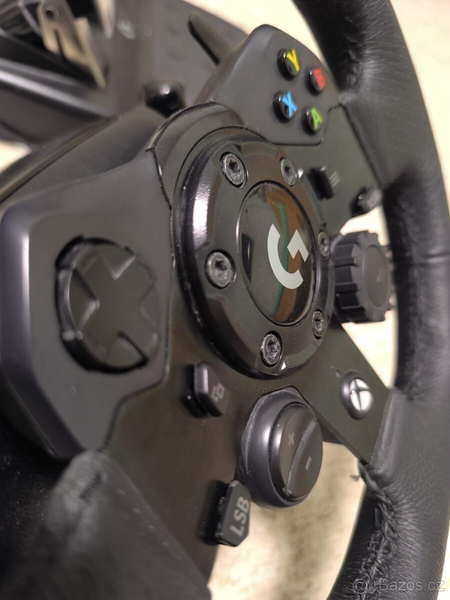 Herní volant Logitech G923 - 4
