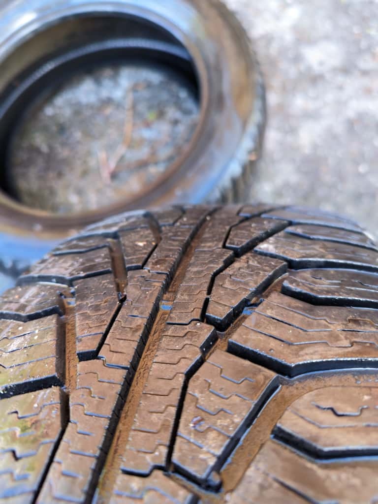 2x Uniroyal Použité Celoroční Pneu 205/55R16 M+S - 4