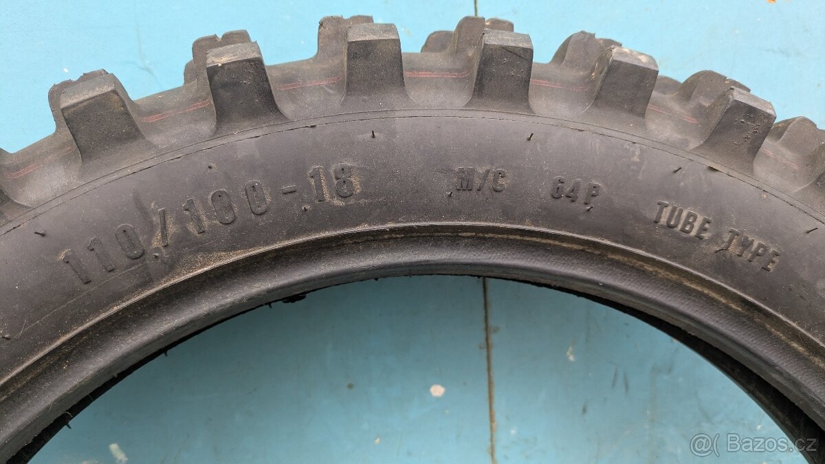 Moto drapák pneu 110-100 18" Mitas - 4