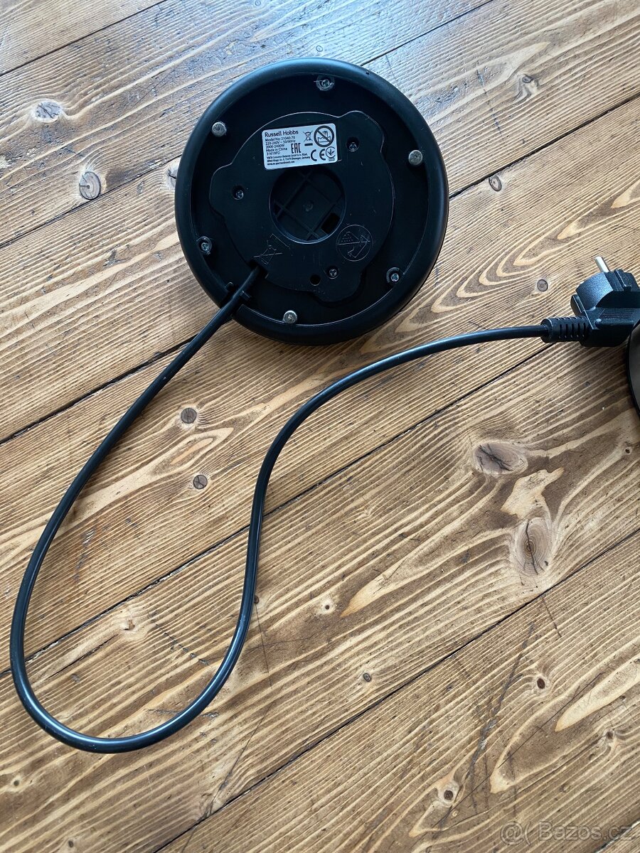 Rychlovarná konvice Russell Hobbs - 4