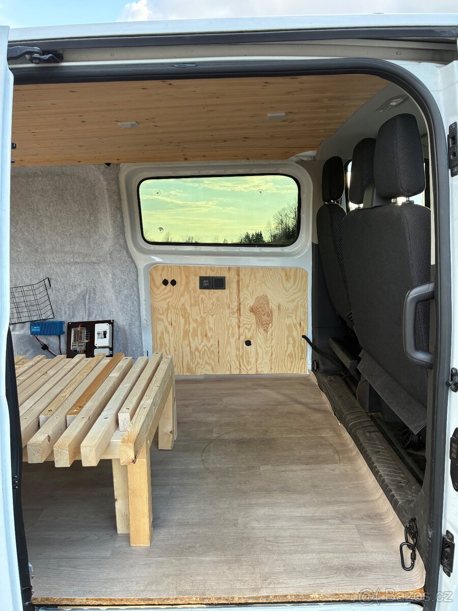 Ford Transit Custom obytný - 4