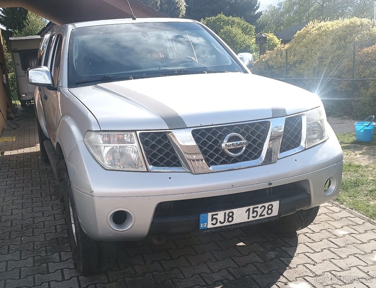 Prodám Nissan Navara D40 - 4