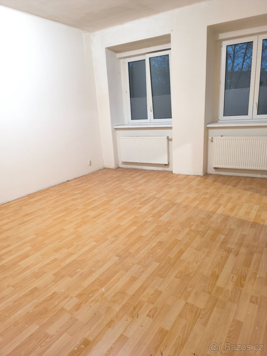Pronájem bytu 2+kk Tvršice - 4