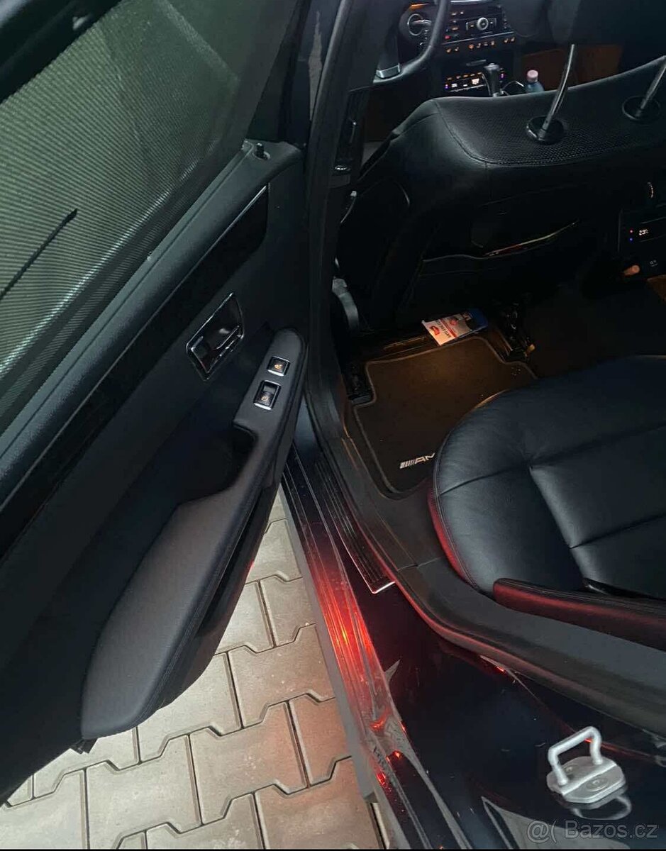 Mercedes E250 4matic AMG - 4