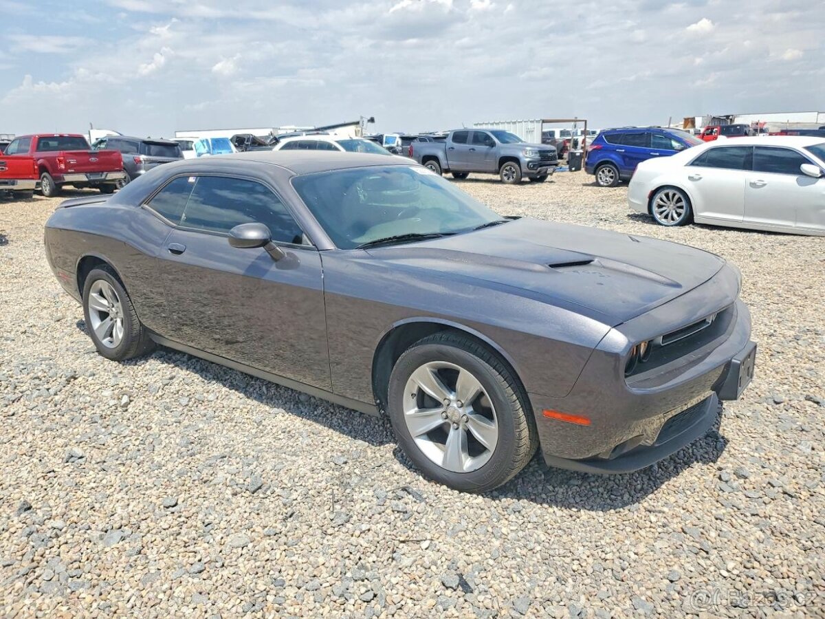 2020 DODGE CHALLENGER SXT - 4