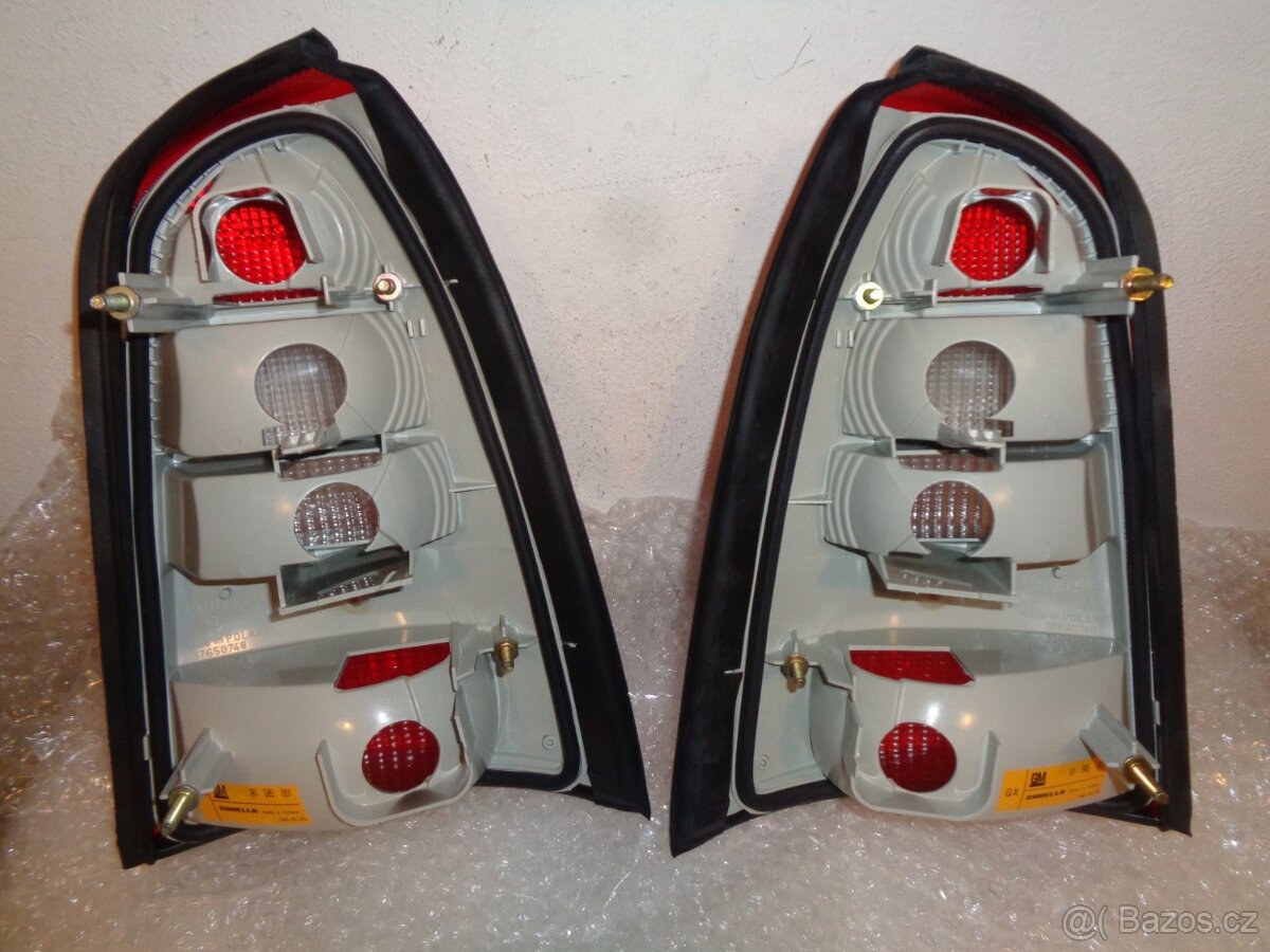 Opel vectra B combi zadní lampy - 4