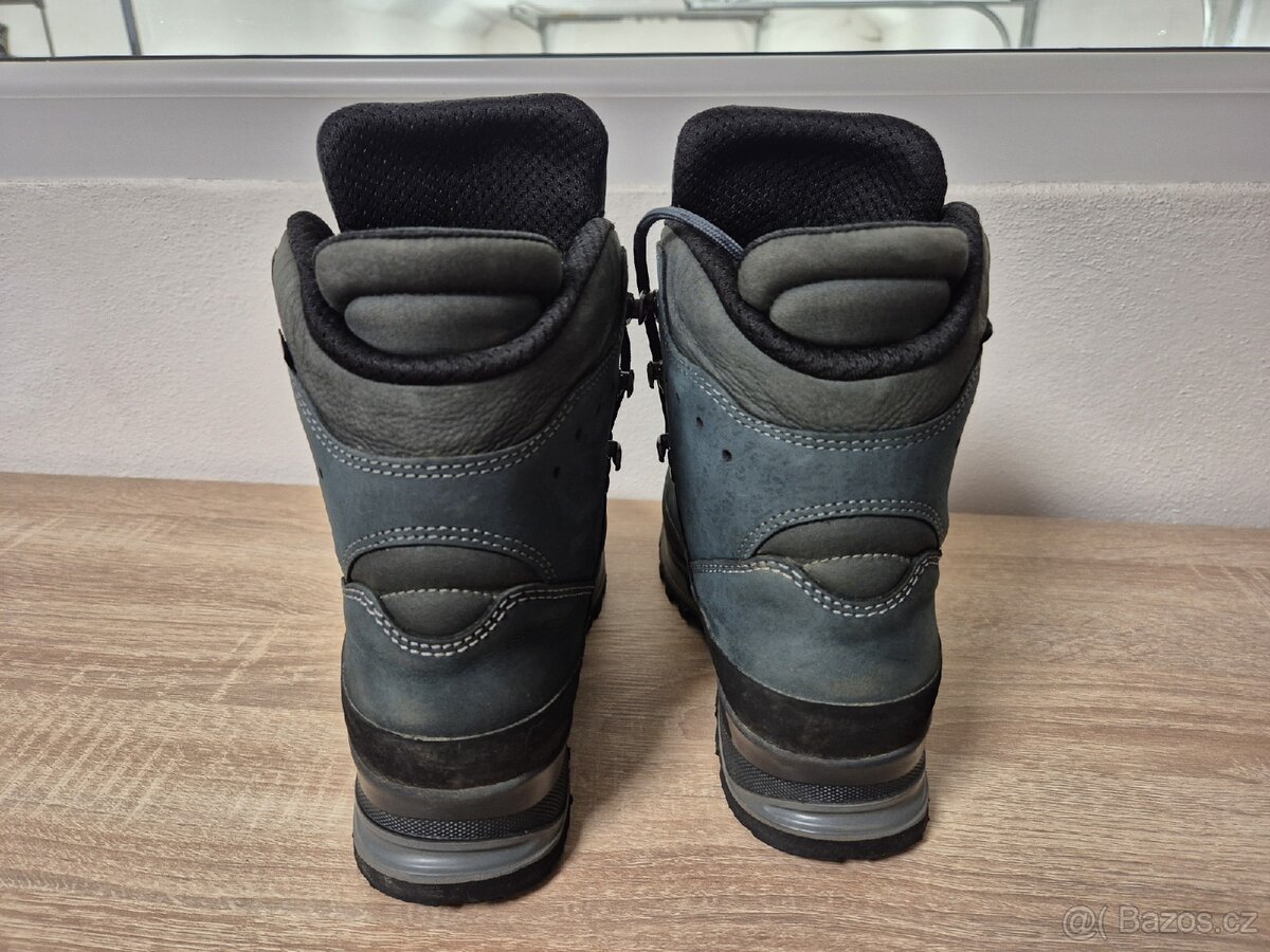 Turistické zimní boty - Lowa Lady III GTX vel. 37,5 - 4