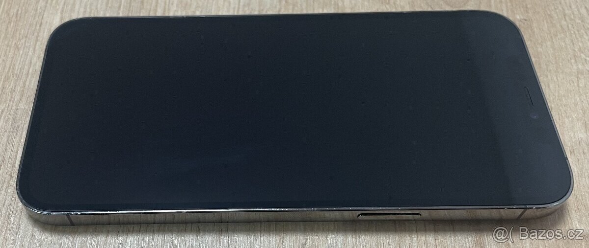 Apple iPhone 12 Pro Max 128 GB grafitový - 4
