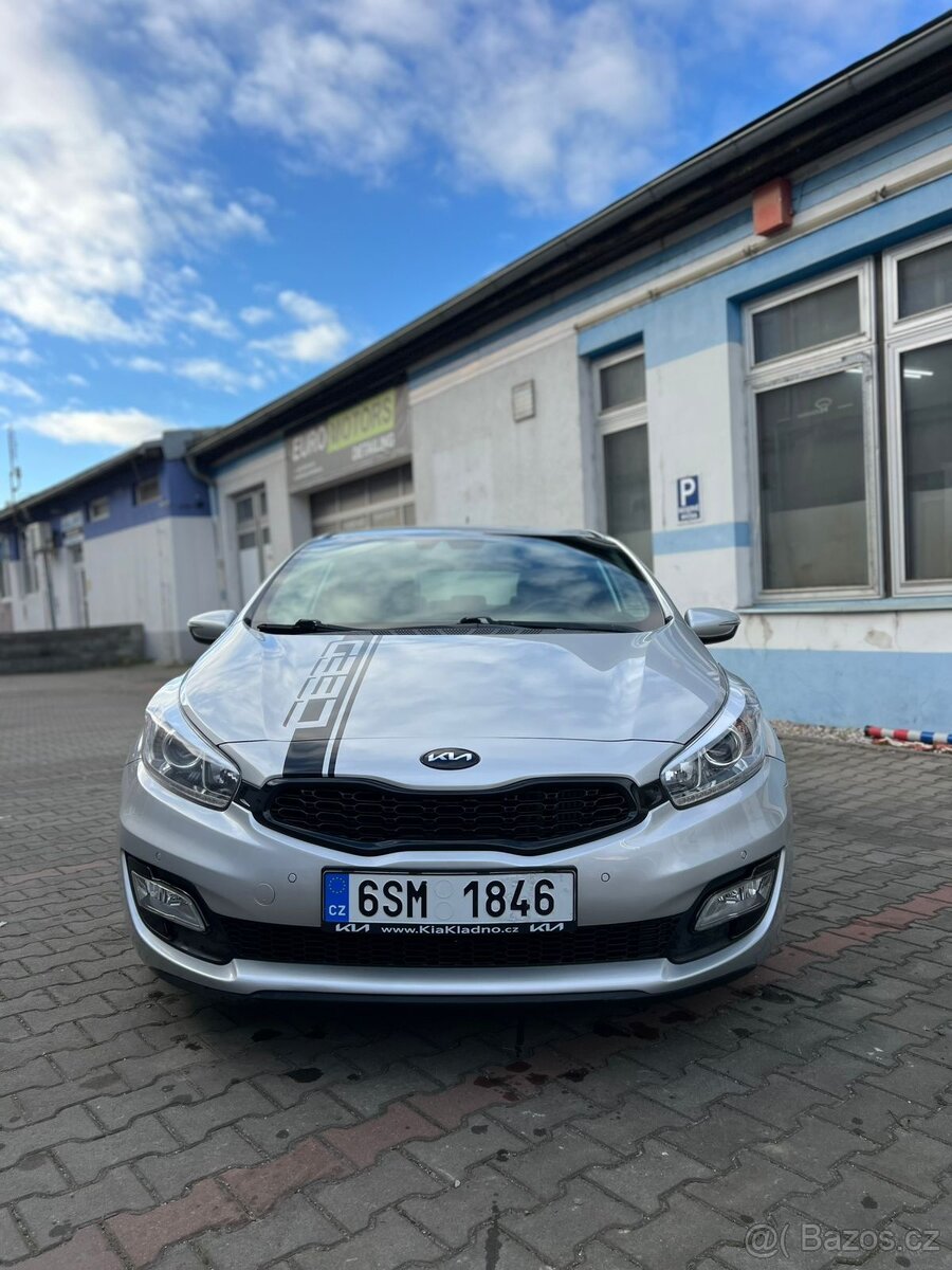 Kia PRO Seed 2013 1.6 CRDI - 4