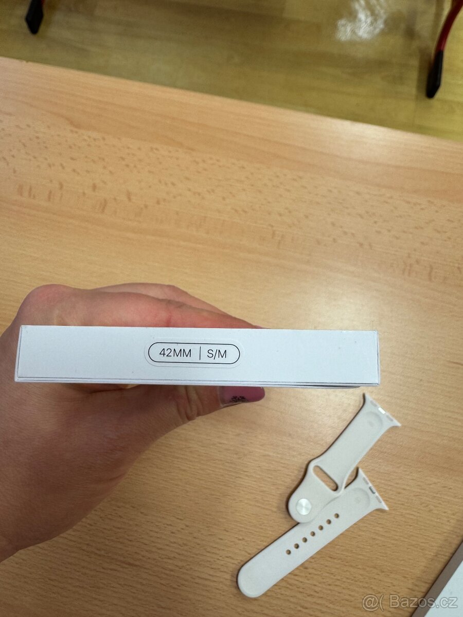 Originální řemínky na Apple Watch - 4