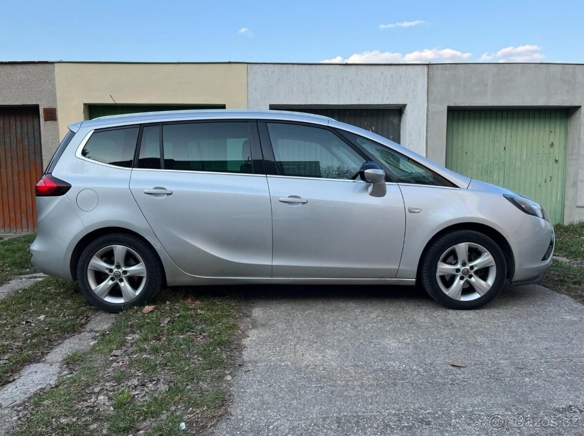 Opel Zafira Tourer 2.0CDTi - 4
