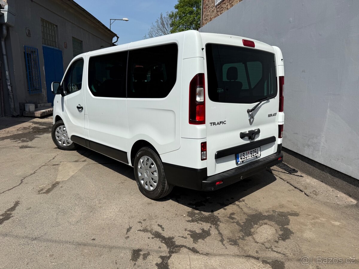 Renault Trafic 1.6 TDi (8 míst) 2018 rok - 4