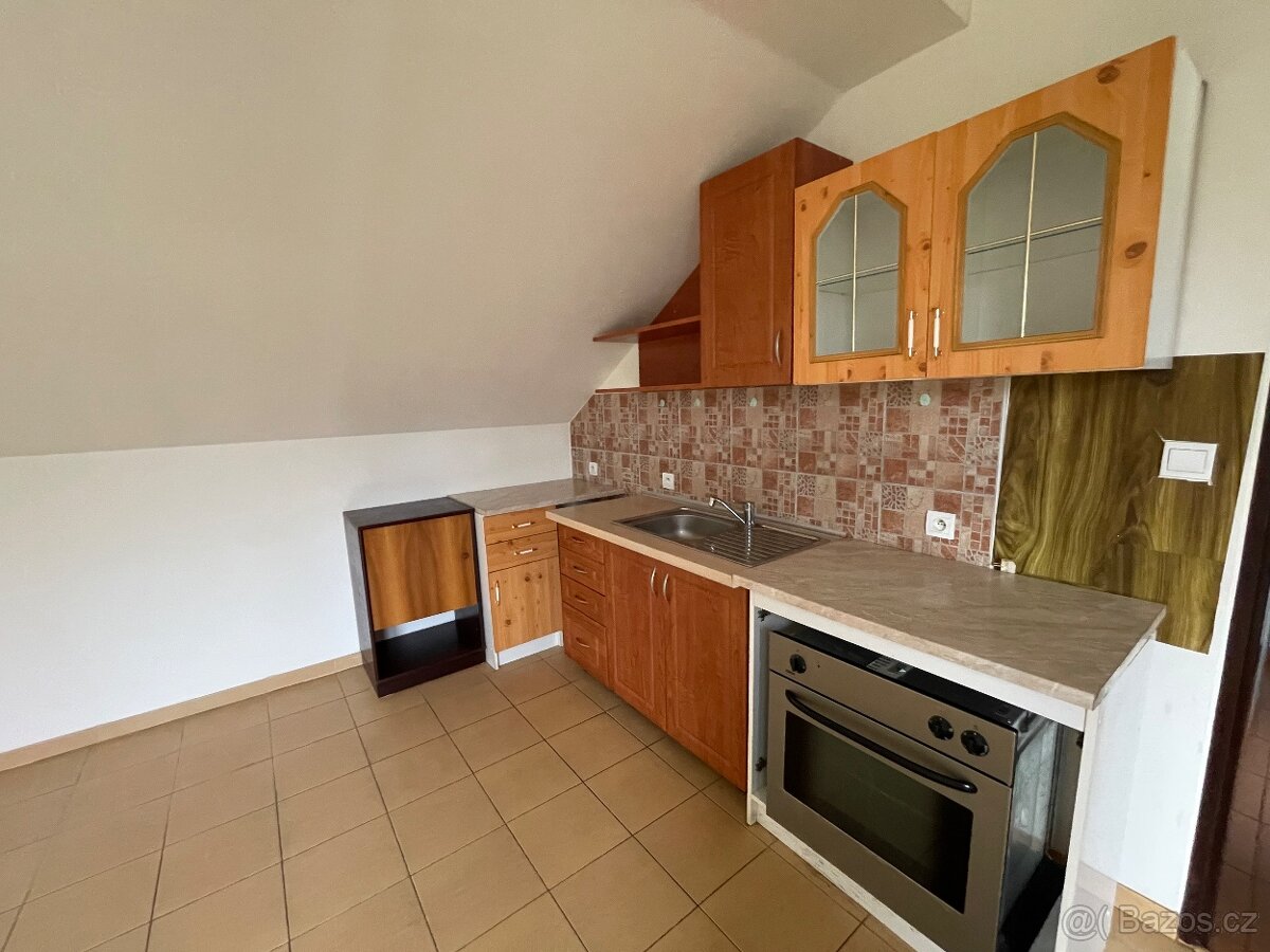Pronájem bytu 1 + kk Lutín - 4