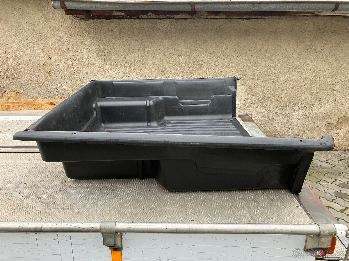 Toyota hi - lux - plastová vana - 4