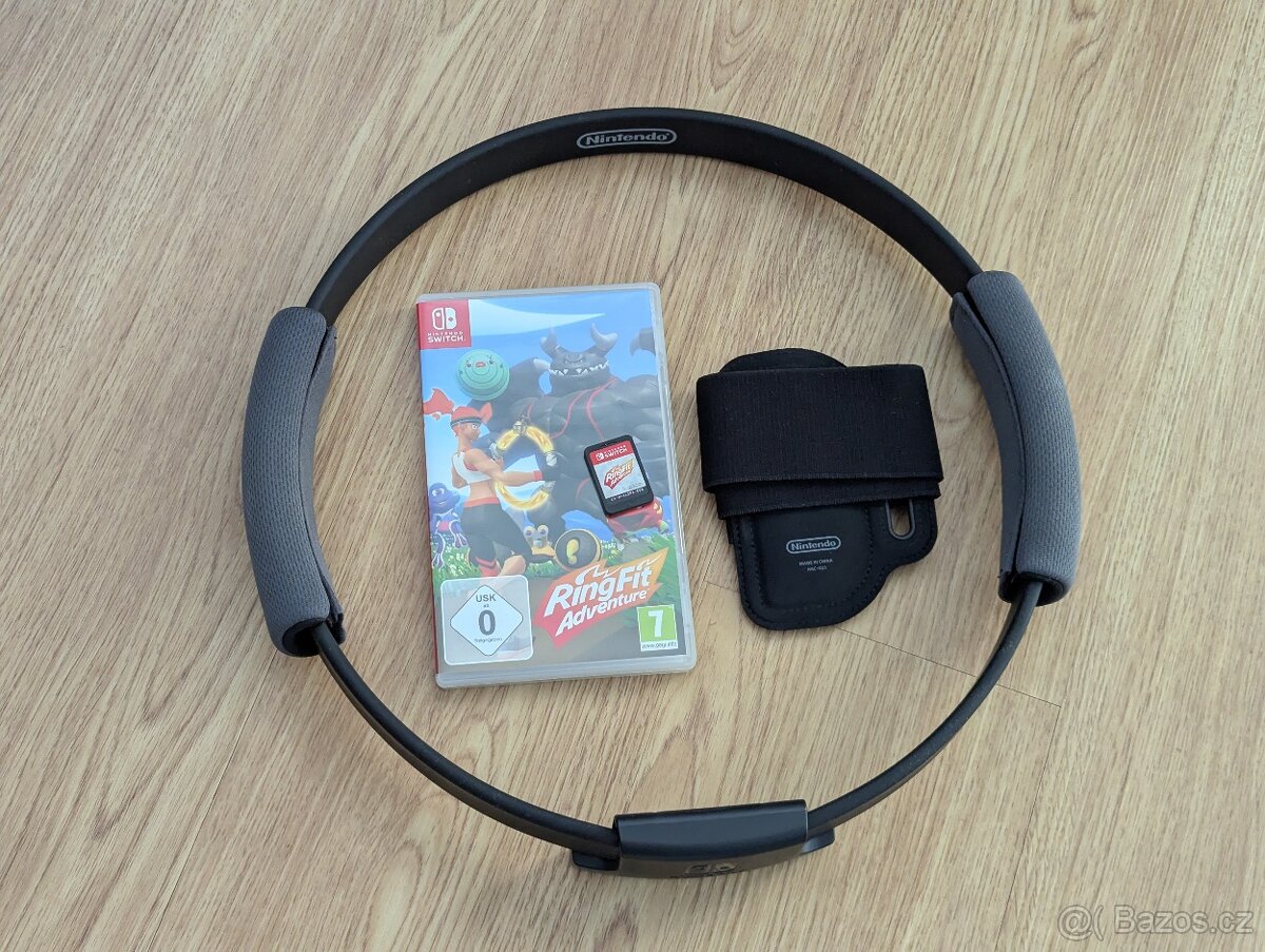 Nintendo Switch + 4 ovladače + Ring Fit + 2 pouzdra - 4