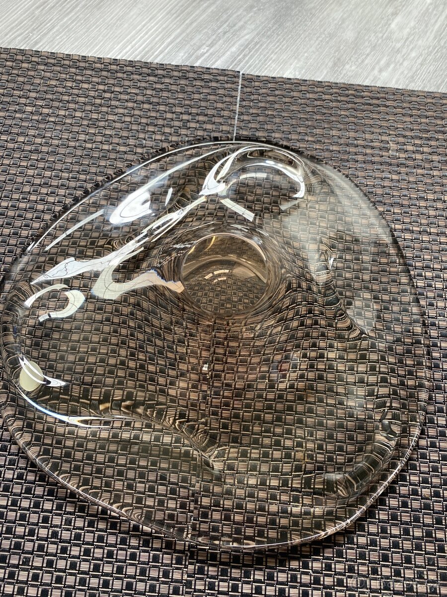 Prodám krásnou velkou mísu z hutního skla. - 4