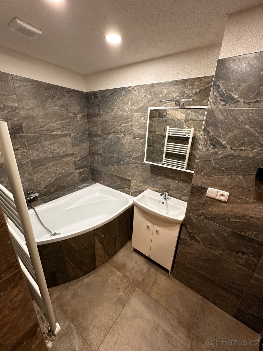 Pronájem bytu 2+kk, 52 m², prostorná garáž, Bystré u Poličky - 4