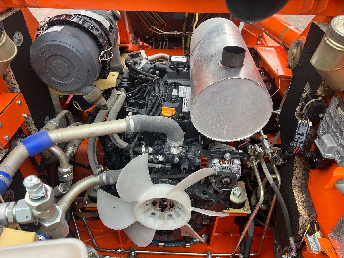 LOCUST 903 SPEED - 4