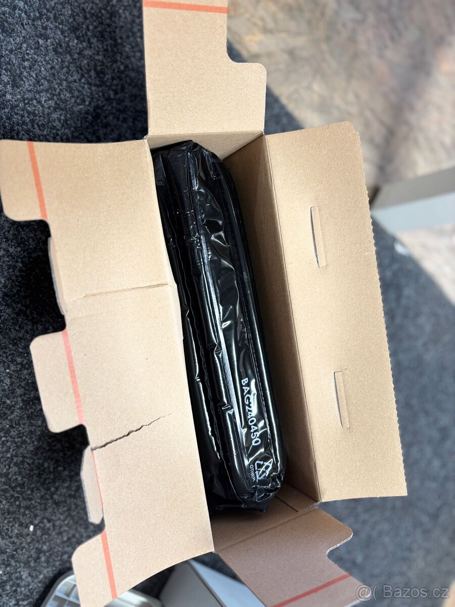 HP Tiskárna laserová - 4