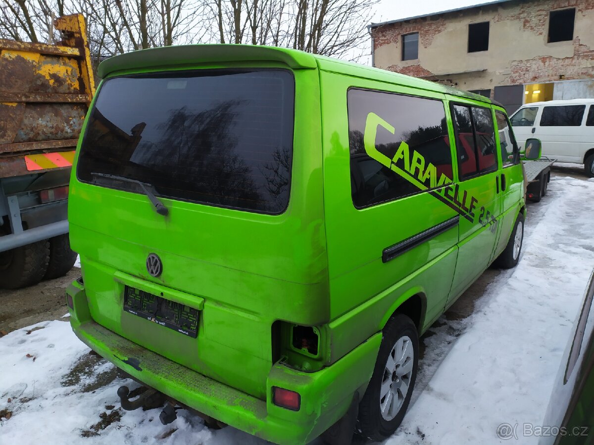 Prodám díly z T4 Caravelle 2,5tdi - 4