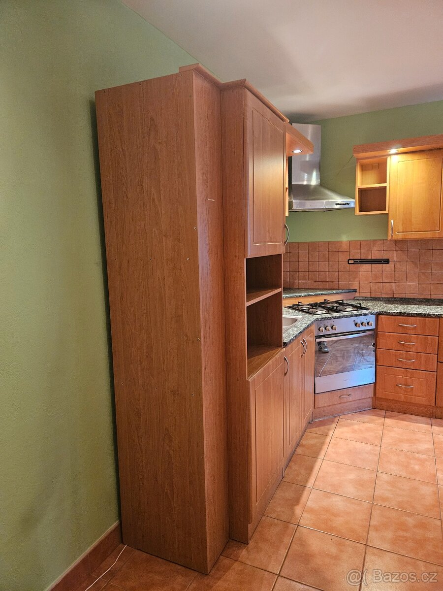 Kuchyňská linka se spotřebiči - 4