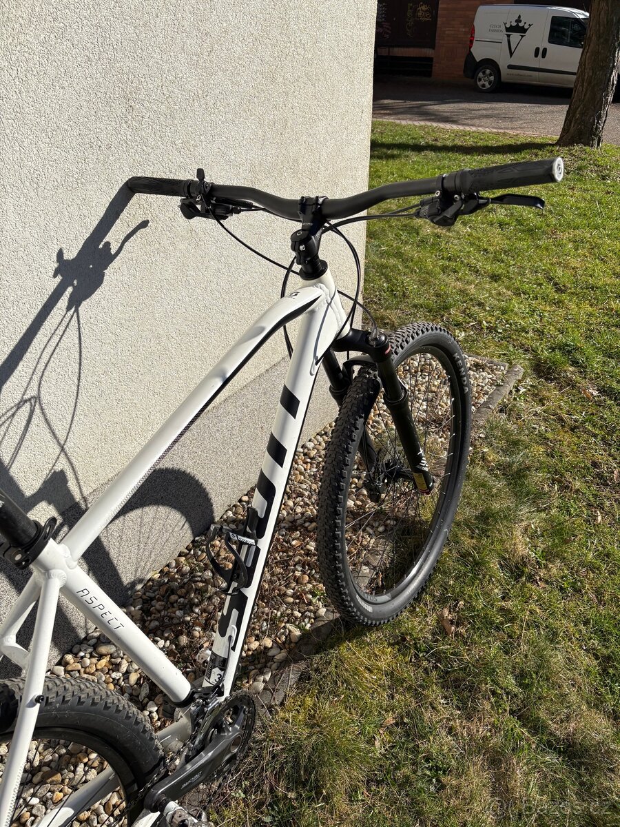 Horské kolo Scott - 4