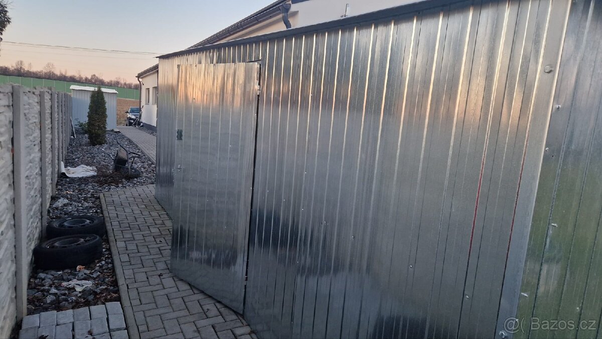 Plechová garáž - sklad - 4