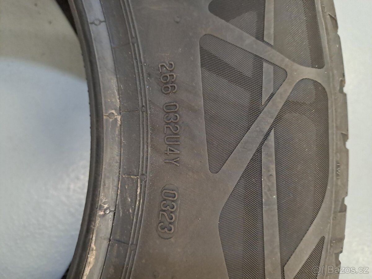 SLEVA Letní pneu Continental 215/65 R17 DOT23 - 6 mm - 4