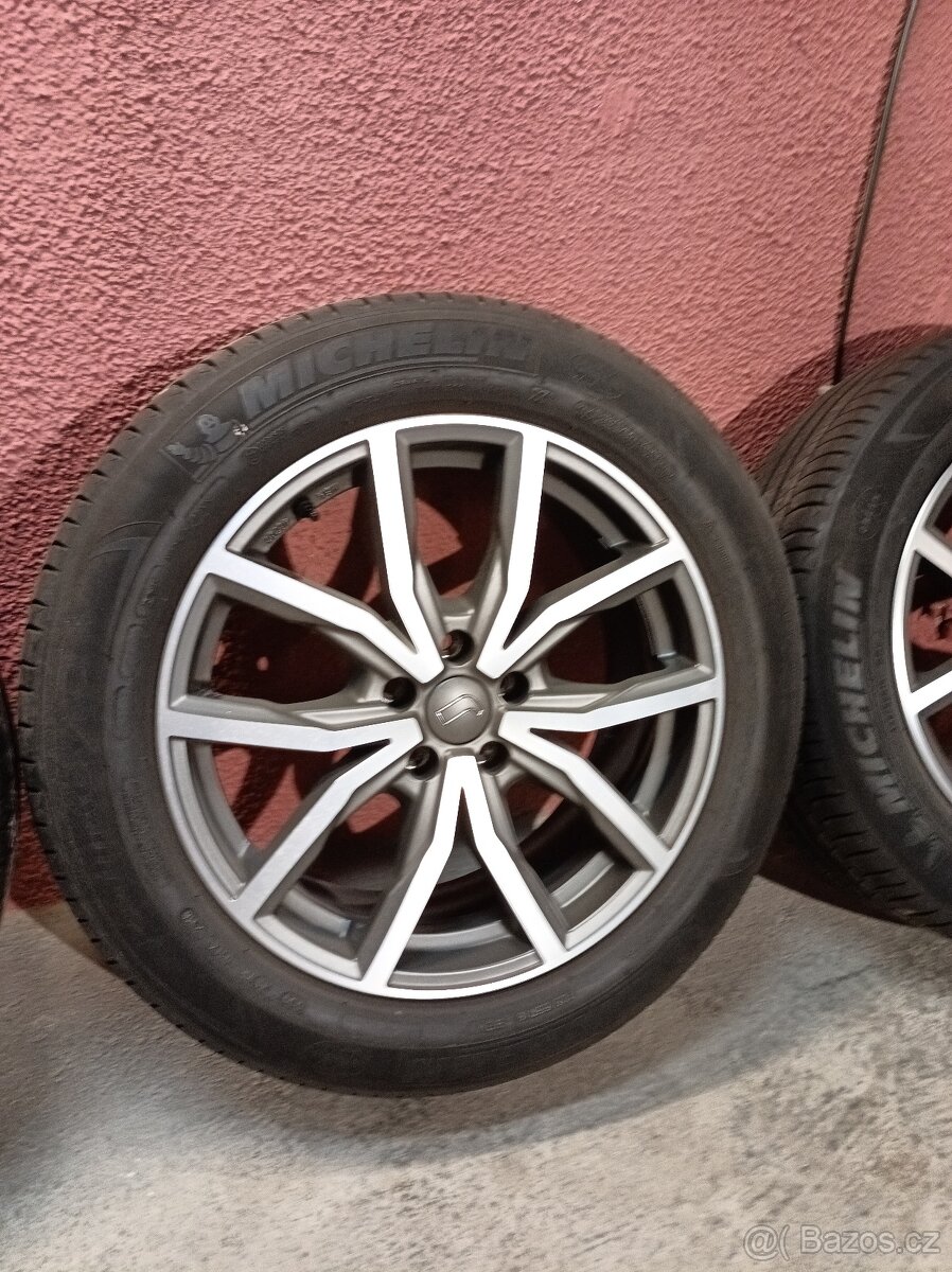 Rondell R18 5x108 225/55 - 4