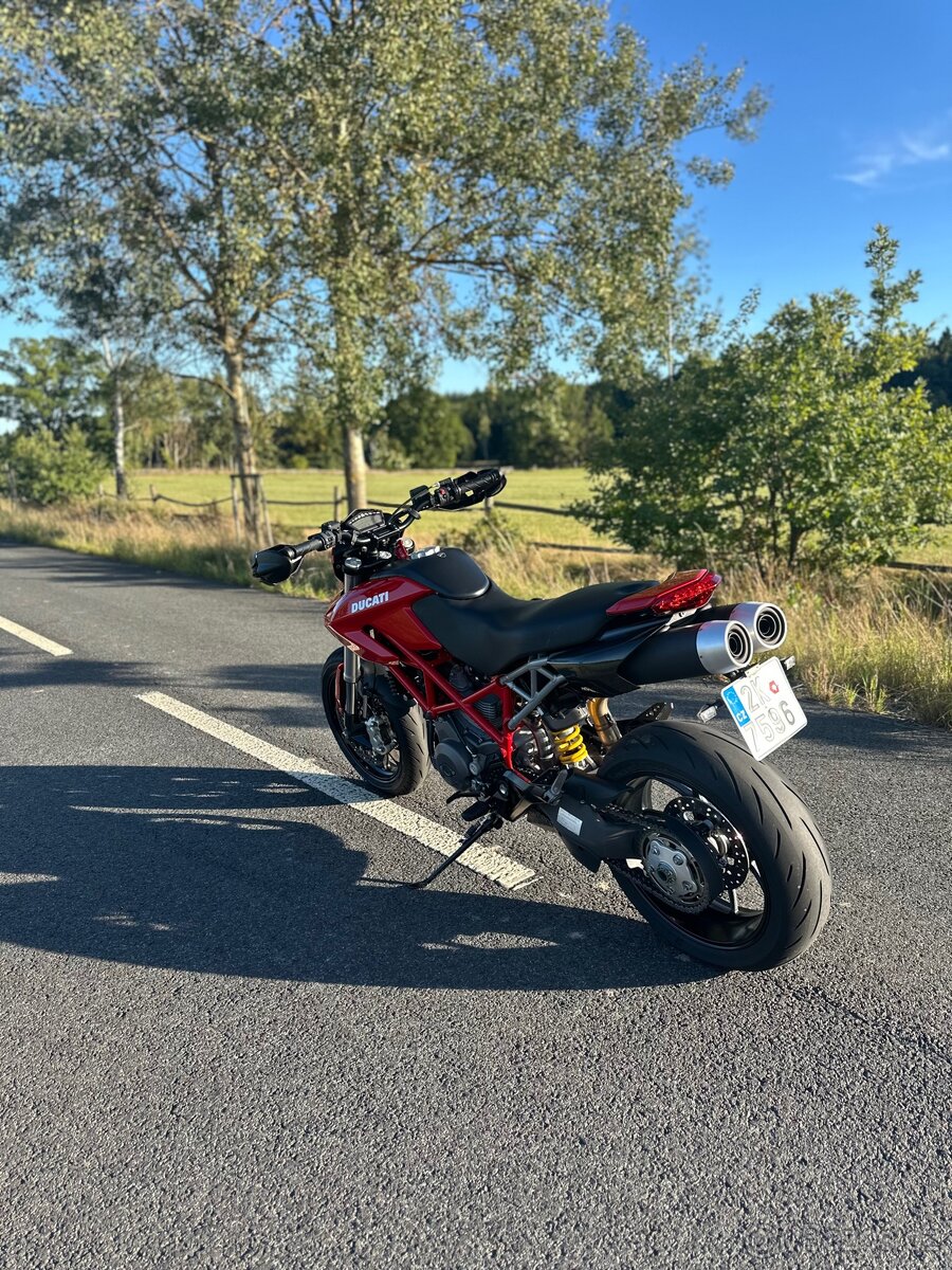Ducati hypermotard 796 - 4
