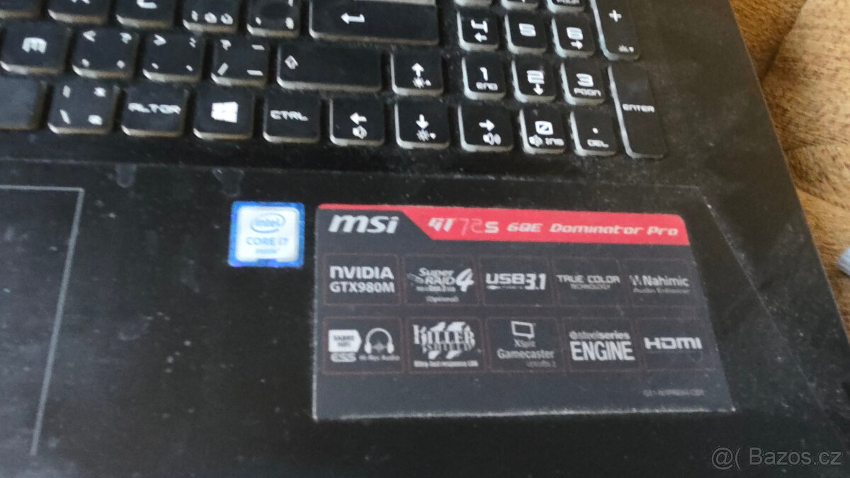 Acer Aspira a MSI GT72S - 4