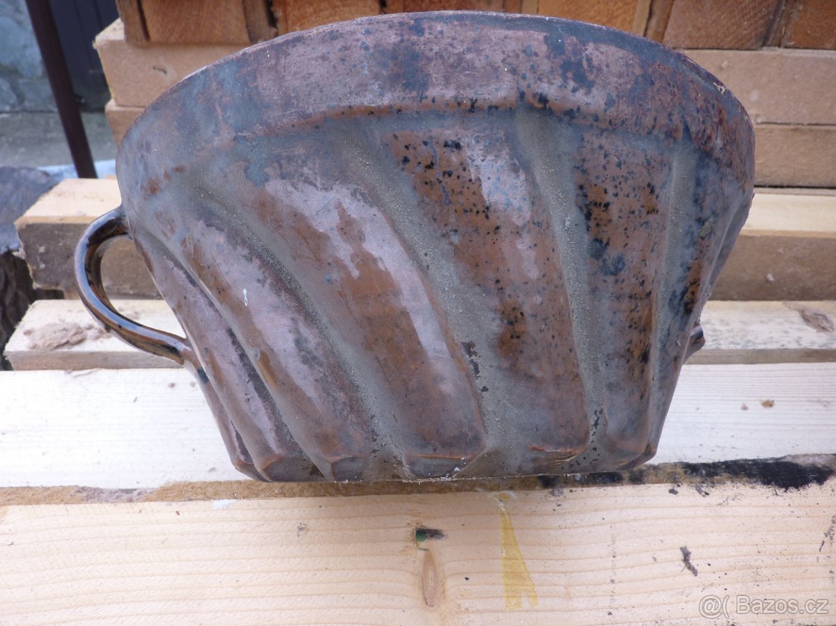 Prodám starou porc. formu bábovky - 4