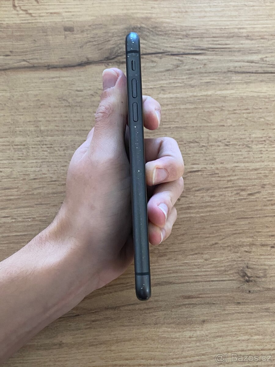 iPhone 11 128 GB - TOP STAV - 4