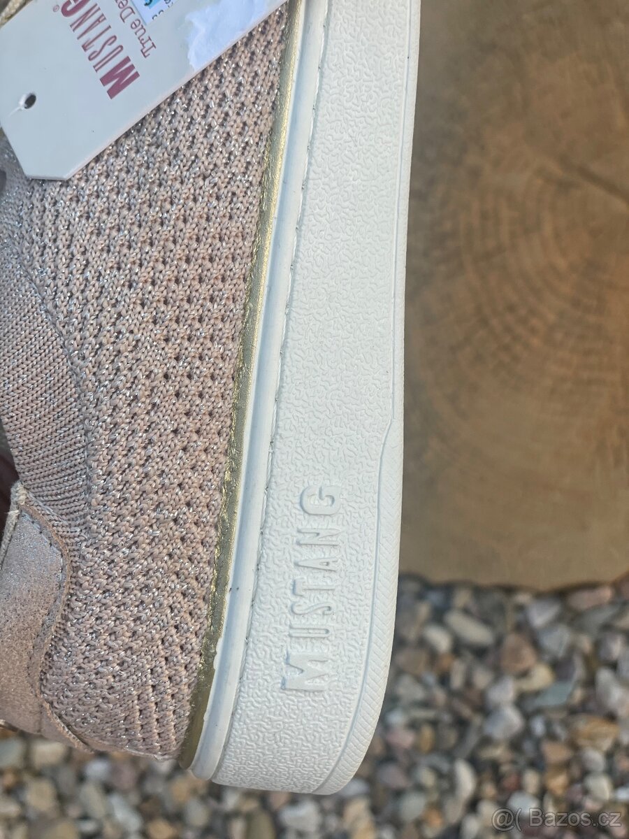 Tenisky zn. Mustang nové s cedulkou - 4