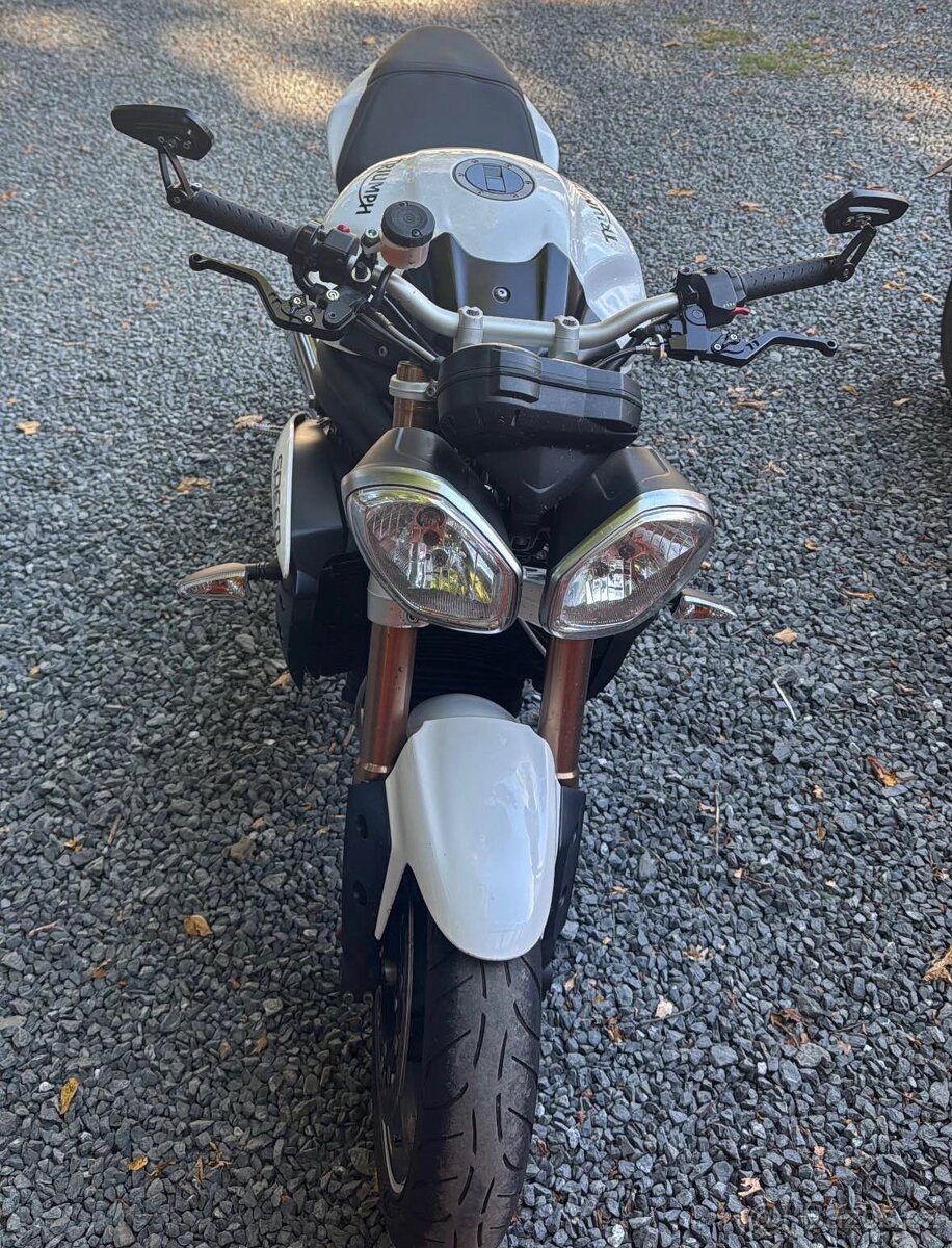 Triumph Speedtriple 1050 - 4