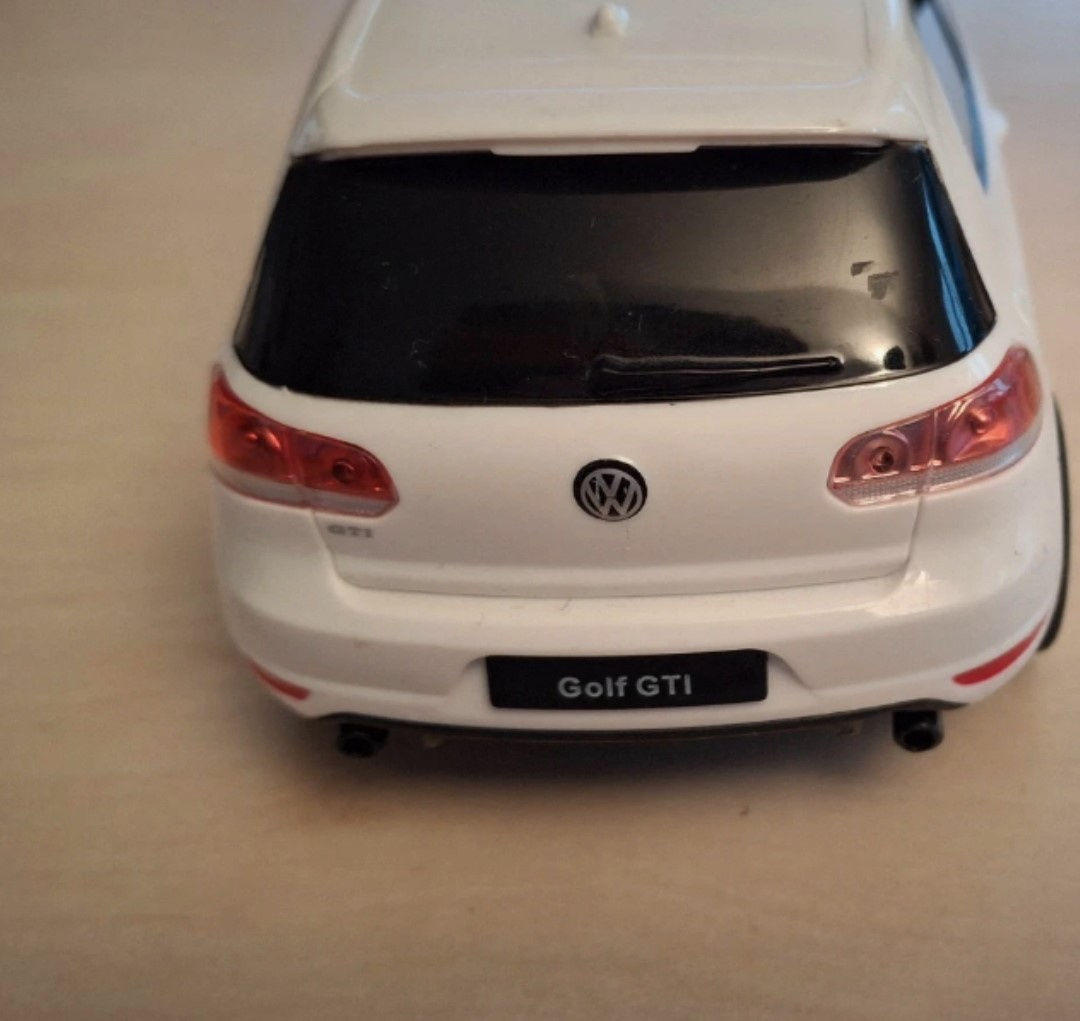 RC autíčko Wolksvagen Golf - 4