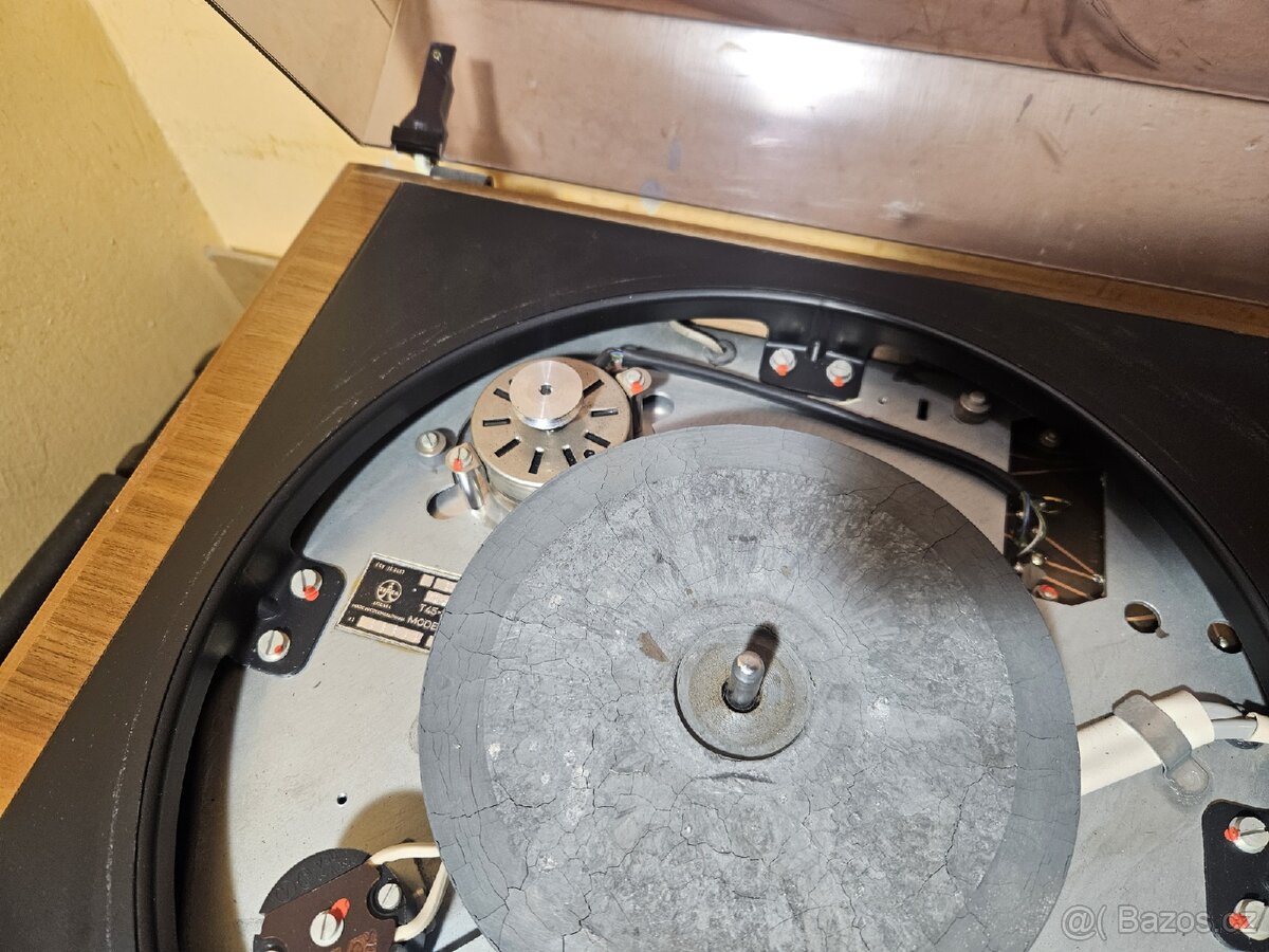 TESLA NC 440 HiFi gramofon na díly - 4